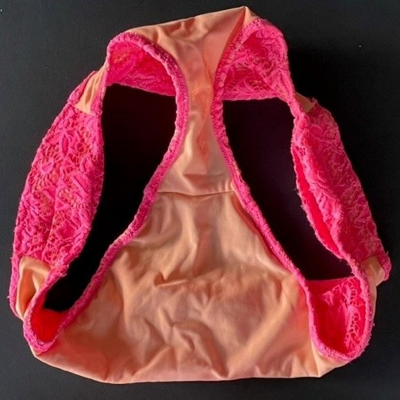 VICTORIA’S SECRET LACY BIKINI SET  32C Top, Small Cheekini Bottom   CORAL PINK - Picture 10 of 13